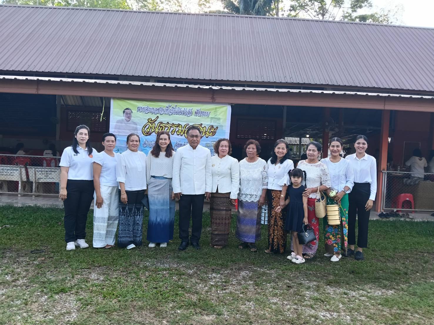 พช.ทุ่งตะโก ร่วมกิจกรรม "นายอำเภอชวนหิ้วปิ่นโตเข้าวัด ฟังธรรม วันธรรมสวนะ"